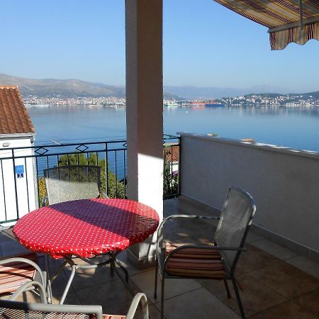 Gogi Apartman Donji Okrug Exterior foto