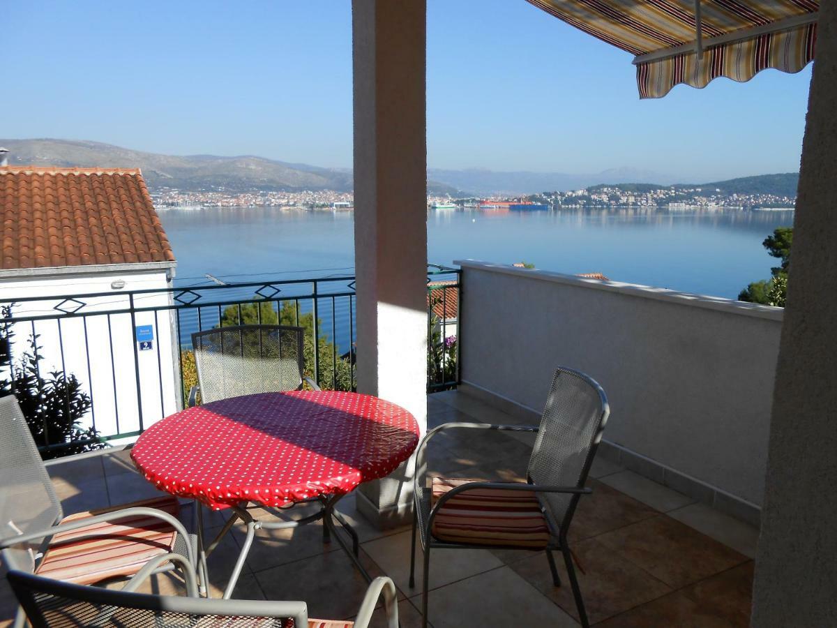 Gogi Apartman Donji Okrug Exterior foto